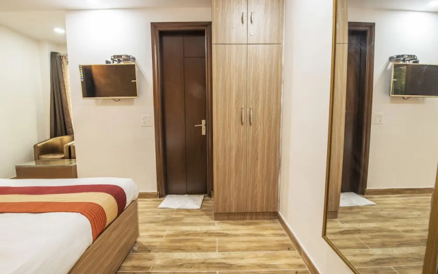Royal Comfort Castle By OYO Rooms
