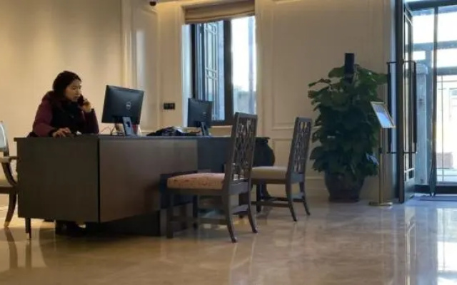 Gubei Residence Hotel