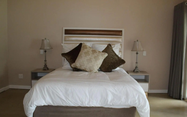 Mount Shekinah Country Hotel