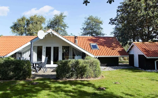 6 Person Holiday Home in Hemmet-by Traum