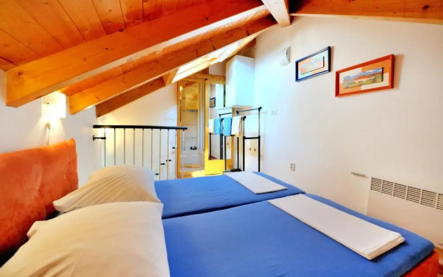 Charming Center Apartment