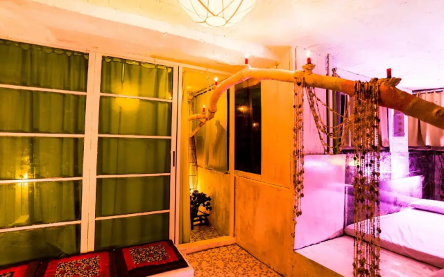 Dao Anh Khanh Treehouse