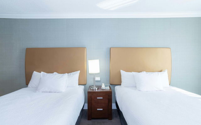 Sandman Hotel Vernon