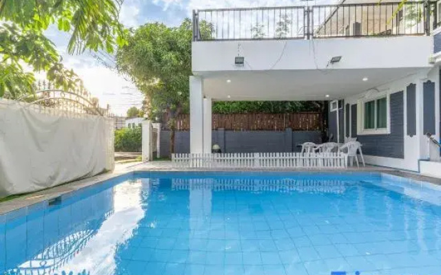 Thai Home Villas 5BR in Patamnak City