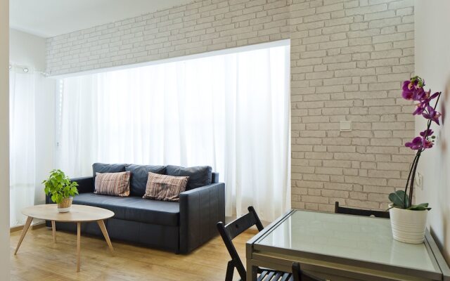 Отель TLV Suites Inn Тель-Авив комната для гостей