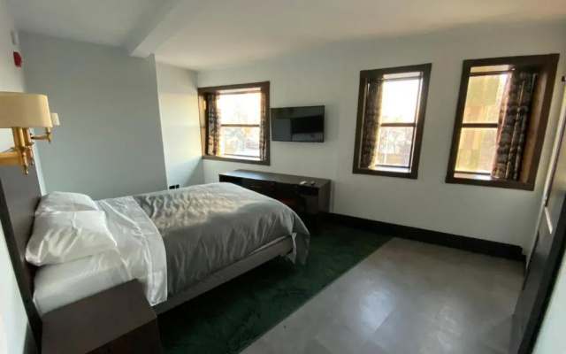 St. James Hotel