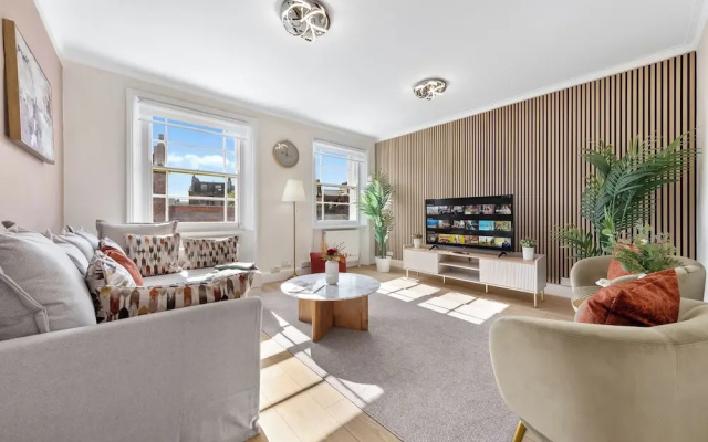 Stunning 2B Flat in South Kensington Near Station