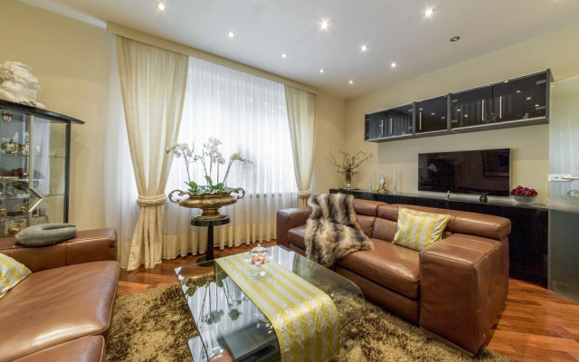 Private Apartment Fundstraße