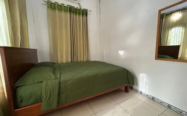 Four-G Homestay
