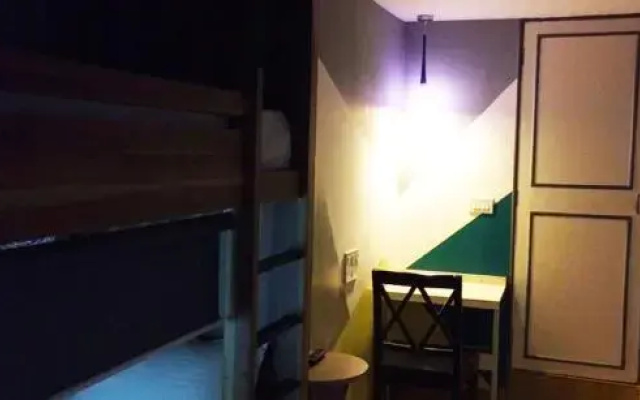 Pod N Beyond Smart Hotel