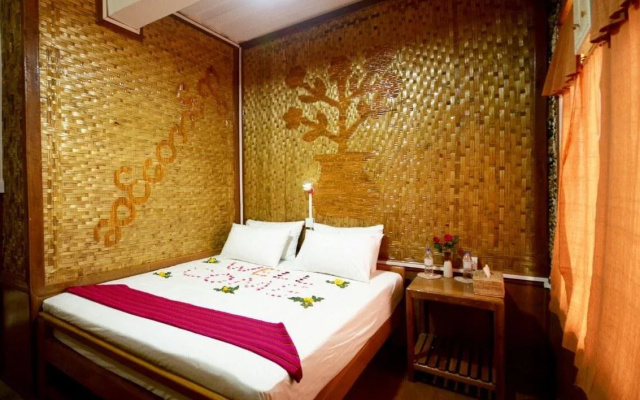 Sin Taung Ywa Inn