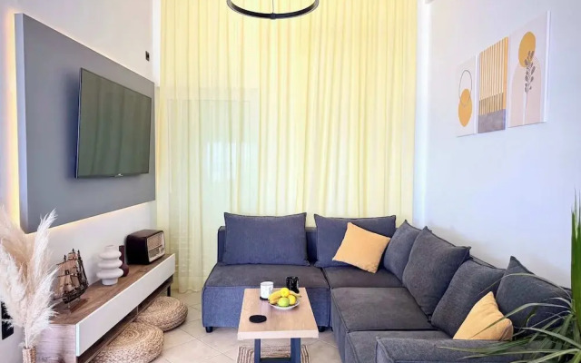 Panoramic Seaview Blue Nest - Stylish Getaway