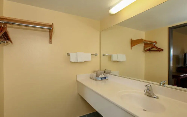 Budget Inn