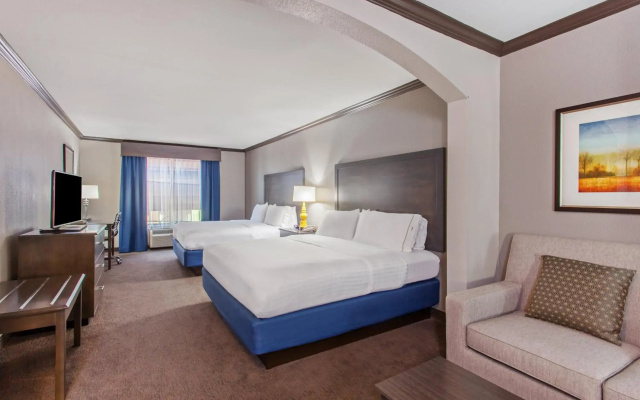 Holiday Inn Express Hotel & Suites Wharton by IHG
