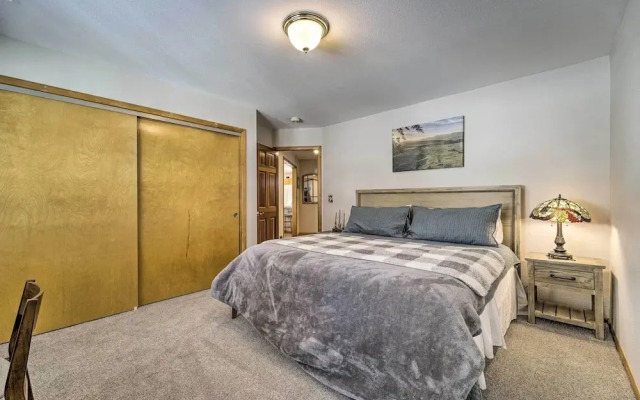 Calpine Mountain Retreat w/ High-speed Internet