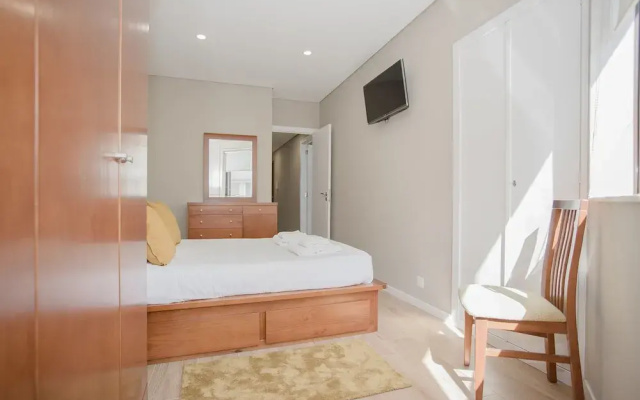Liiiving - Terrace Downtown Apartment