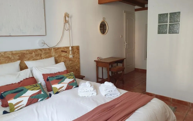 L'Abri Sous Roche - Chambres d'hôtes