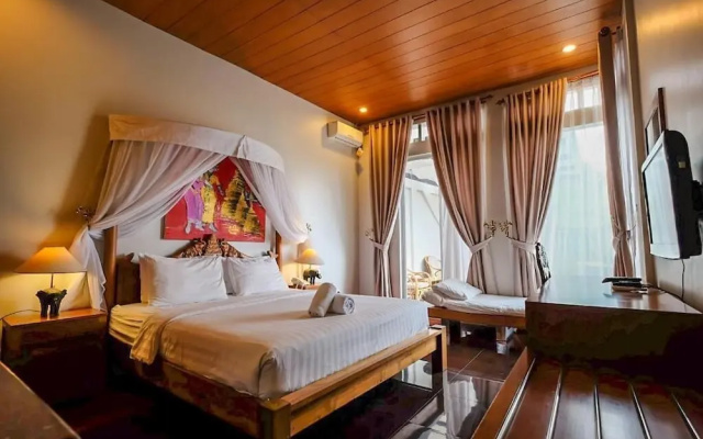 Rumah Stroberi Organic Farm and Lodge