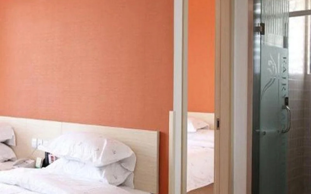 Yunyue Lanting Hotel (Jinghong Manting Park)