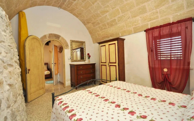 Trullo Beneficati in Taviano