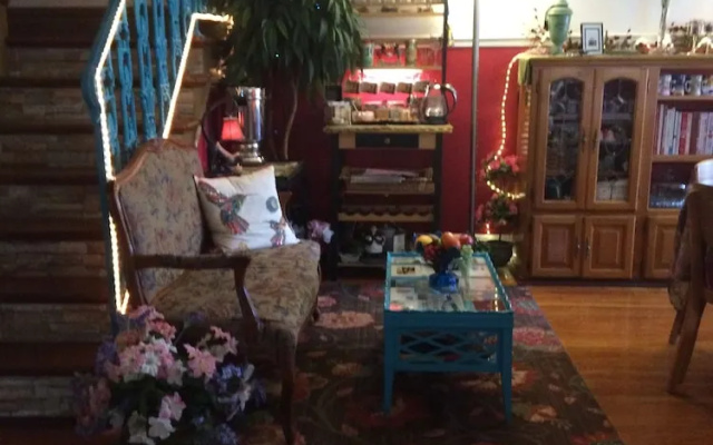 Raphael Inn