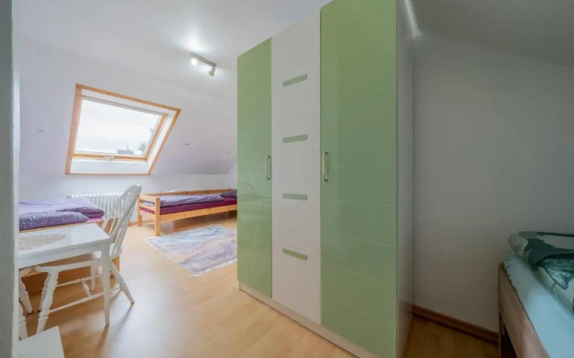ID 7027 - Private House