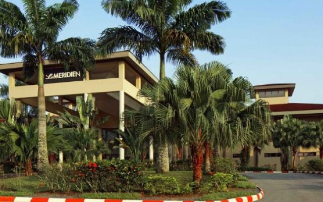 Отель Le Meridien Ibom Hotel Golf Resort Нигерия, Уйо - отзывы, цены и фото номеров - забронировать отель Le Meridien Ibom Hotel Golf Resort онлайн вид на фасад