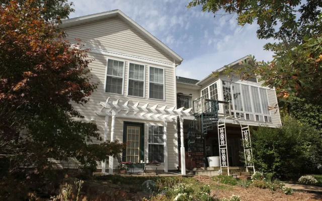 Inn at Harbour Ridge Bed & Breakfast