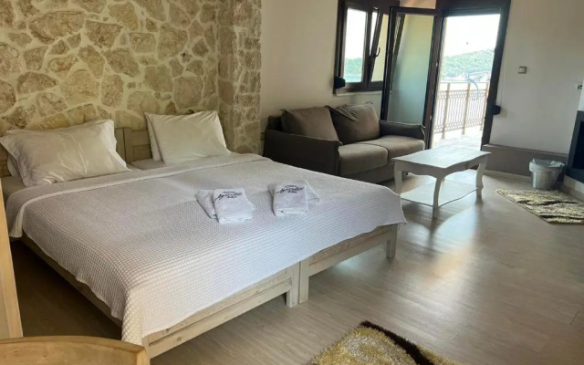 Agorastos Suites