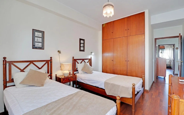 Faro Classic Apartment By Homing 