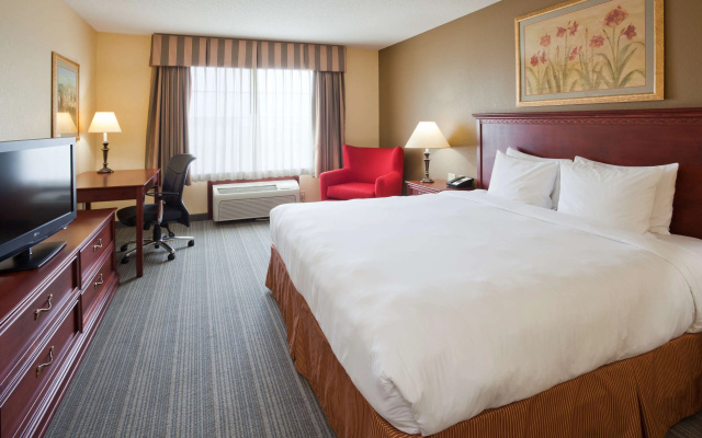 Country Inn & Suites by Radisson, Willmar, MN