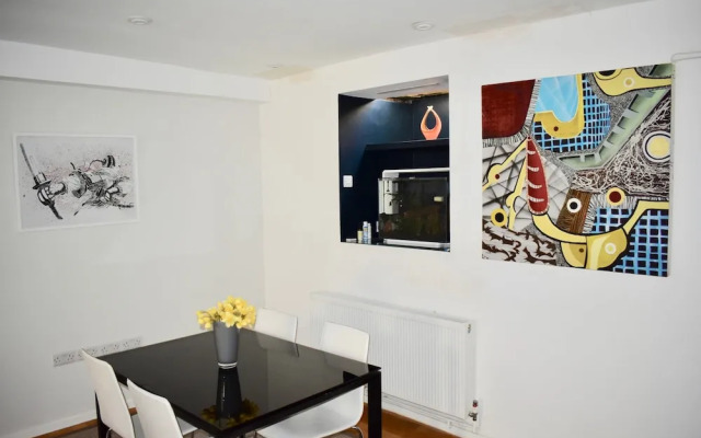 2 Bedroom House in the Heart of Hanover