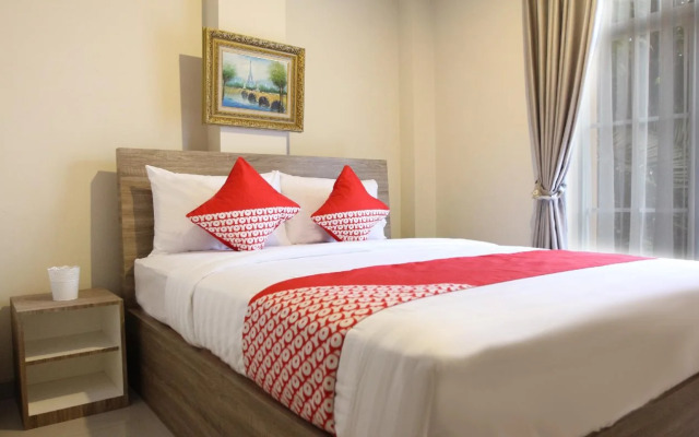 OYO 130 MBC Residence