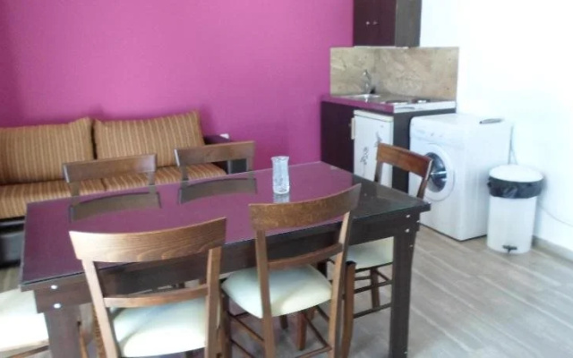 Manos Apartment