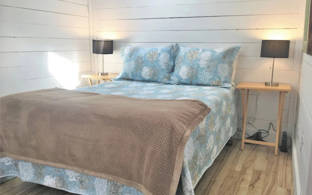 Larinda's Landing Oceanfront Cottages