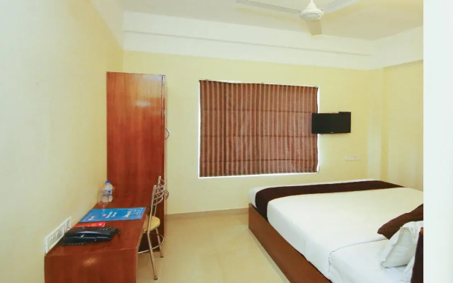 OYO 2300 Hotel The Platinum Inn