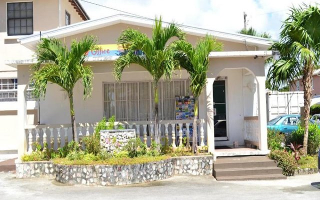 Bonanza Apartments in Christ Church, Barbados from 135$, photos, reviews - zenhotels.com hotel front