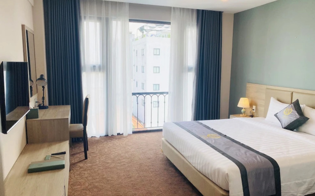 Hera Luxury Hotel