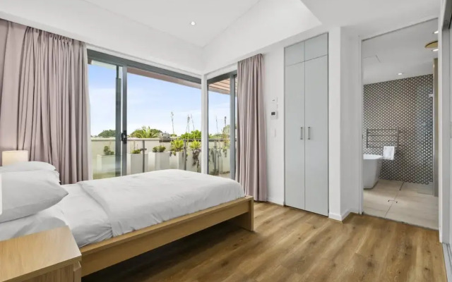 Bright & Modern 3-bed Townhouse in Rosebery