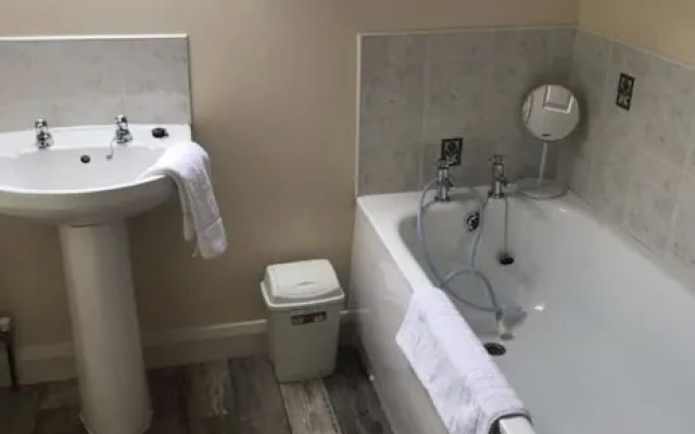 The cosh house - Lovely 4-Bed House in Londonderry