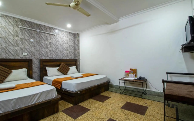 Hotel Bless Inn Near New Delhi Railway Station