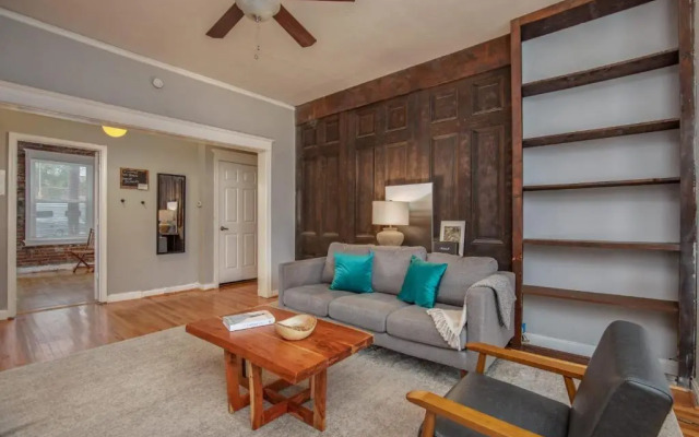 Spacious CWE 3BR near BJC by Zencity