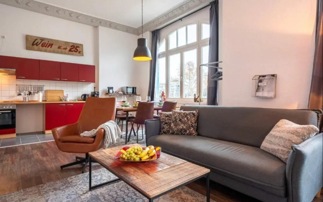 CASSEL LOFTS - Stilvolles Industrieloft - Boxspringbett & Netflix