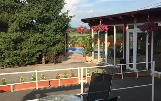 Sárvári Vendégház Pécs,Hosszúhetény