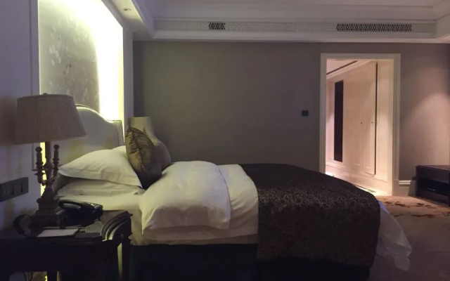 Dragon Dream Hiotel