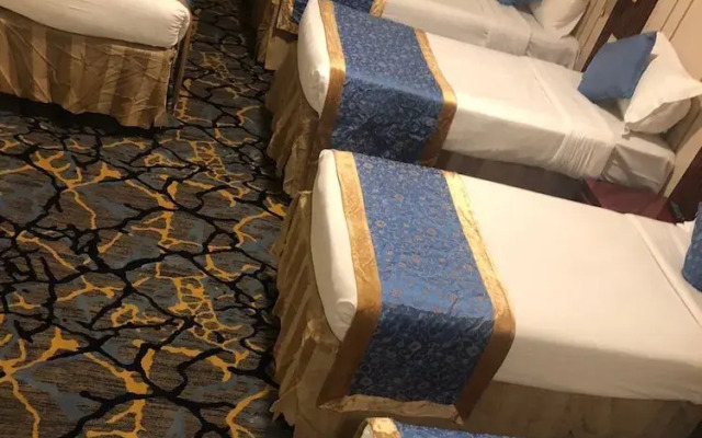 Manar Al Iman Hotel