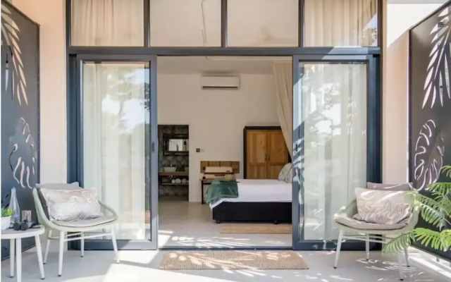 Waterfalls Lodge