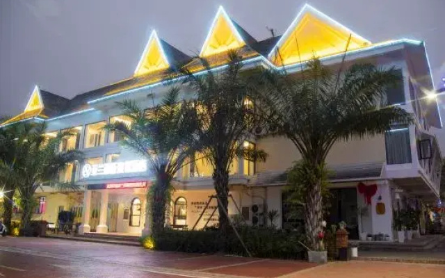 Hotels in Arantis
