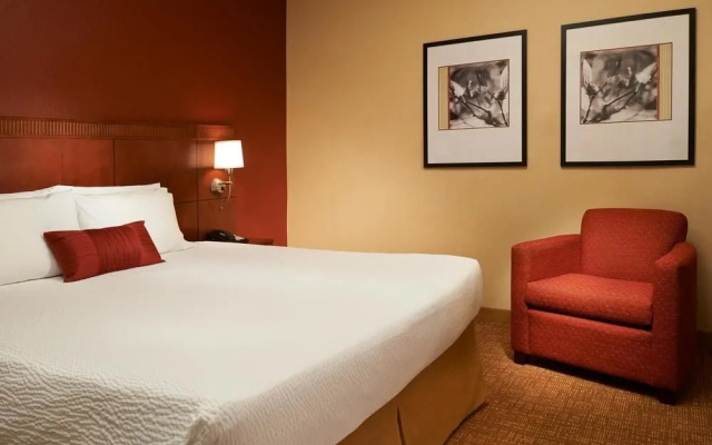 Courtyard Indianapolis Castleton