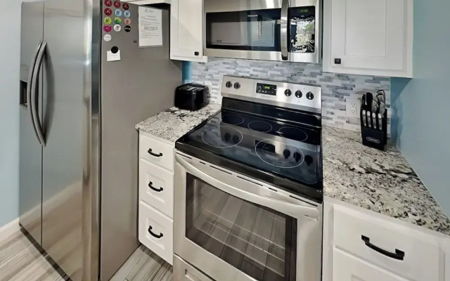 Sandy Shores by Silver Sands Vacation Rentals
